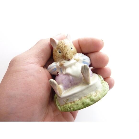Vintage Mr Toadflax, no cushion, tail on side Royal Doulton figurine - Picture 5 of 5